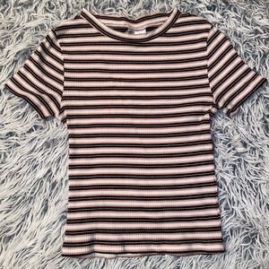H&M Cropped Fitted Tshirt Size Xs
